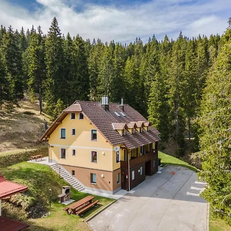 Daire Rogla - Apartma Rozle *