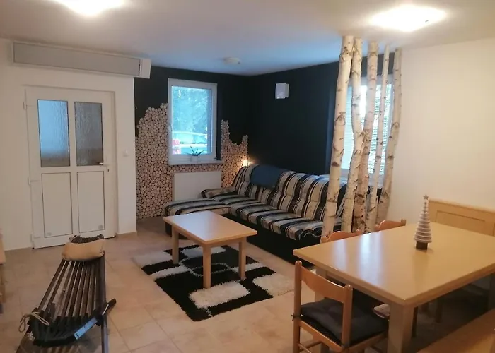 Daire Rogla - Apartma Rozle *